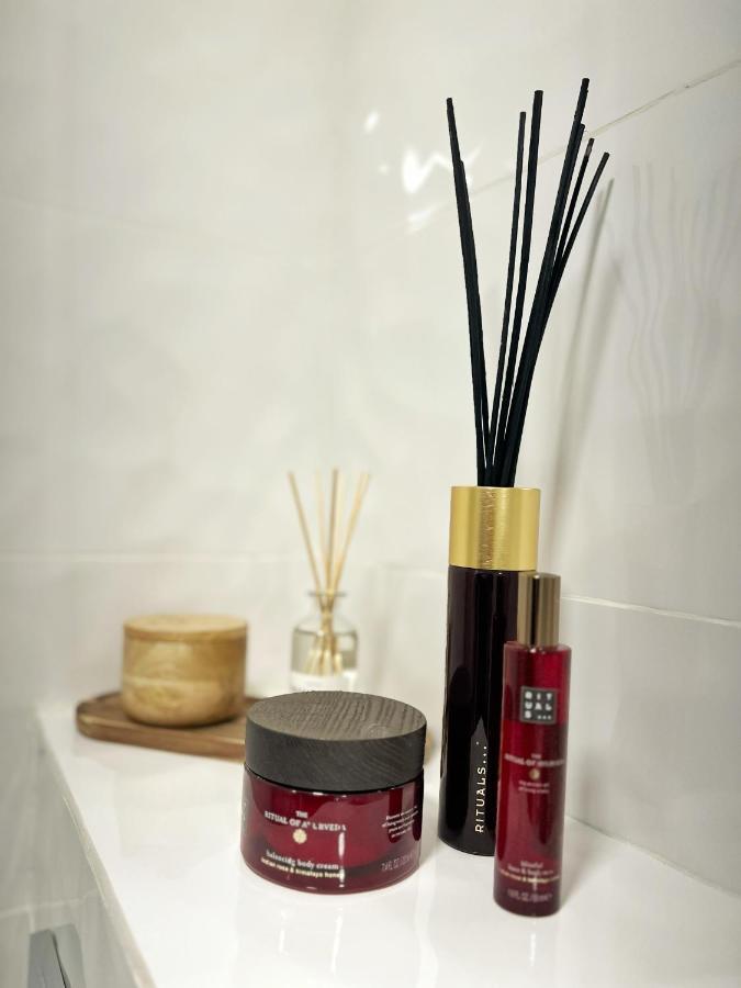 Studio 118 - A Luxury Place,10Min Walk To City Center 티미쇼아라 외부 사진